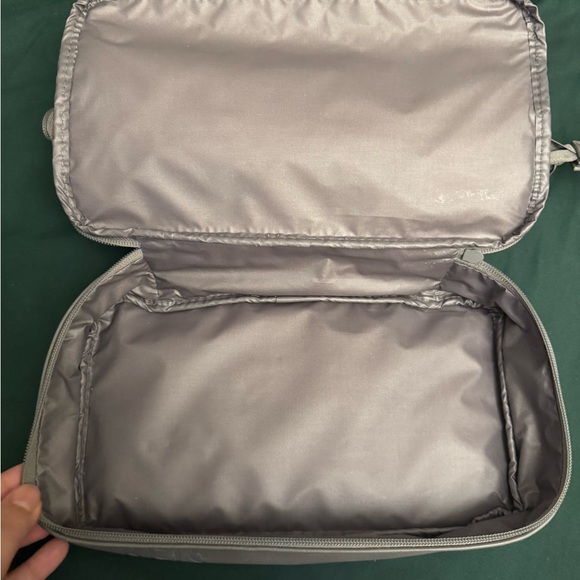 Béis Dopp Kit - Picture 7 of 8